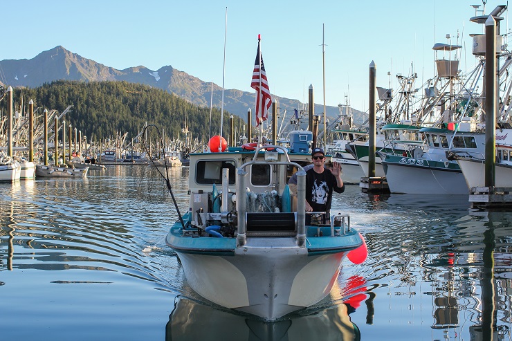 Cordova, Alaska | TheRoastedRoot.net #travel #copperriversalmon #knowyourfisherman #sustrainablesalmon