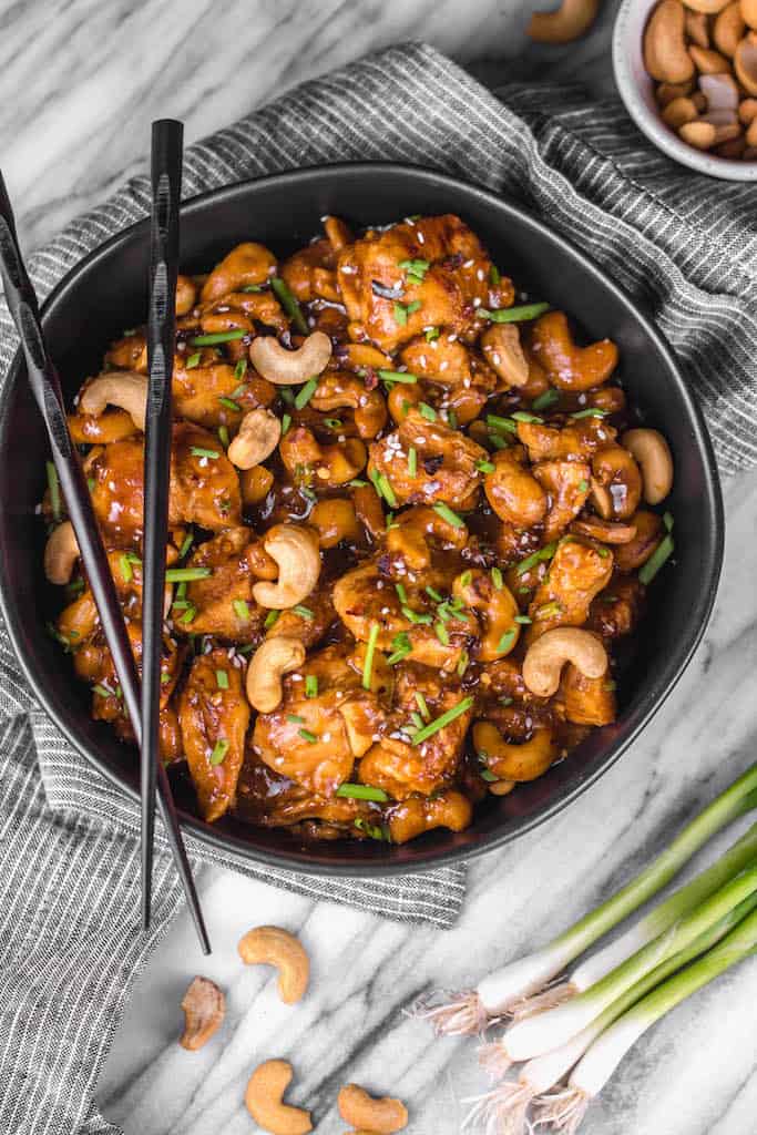 Instant Pot Cashew Chicken from Whole Kitchen Sink - This instant pot cashew chicken tastes like the familiar Chinese takeout we all love, but in a better-for-you, Whole30, Paleo, gluten-free version that only takes 30 minutes.ย