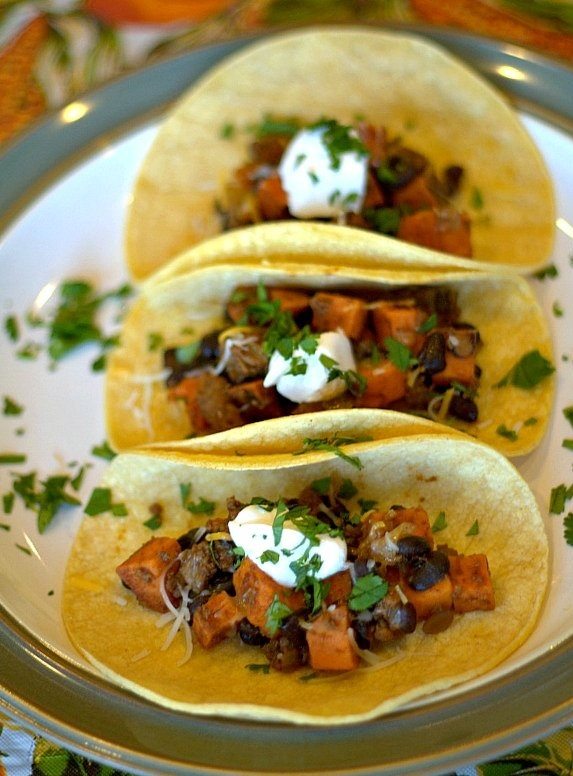Sweet Potato and Turkey Tacos are an easy recipe thatโs perfect for Fall. Theyโre bursting with flavor, gluten-free and you make them in under 30 minutes!ย
