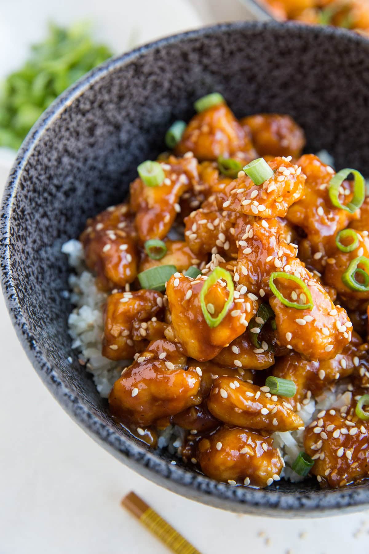 Healthy General Tso's Chicken made grain-free, paleo, refined sugar-free, and soy-free - an easy delicious chicken recipe