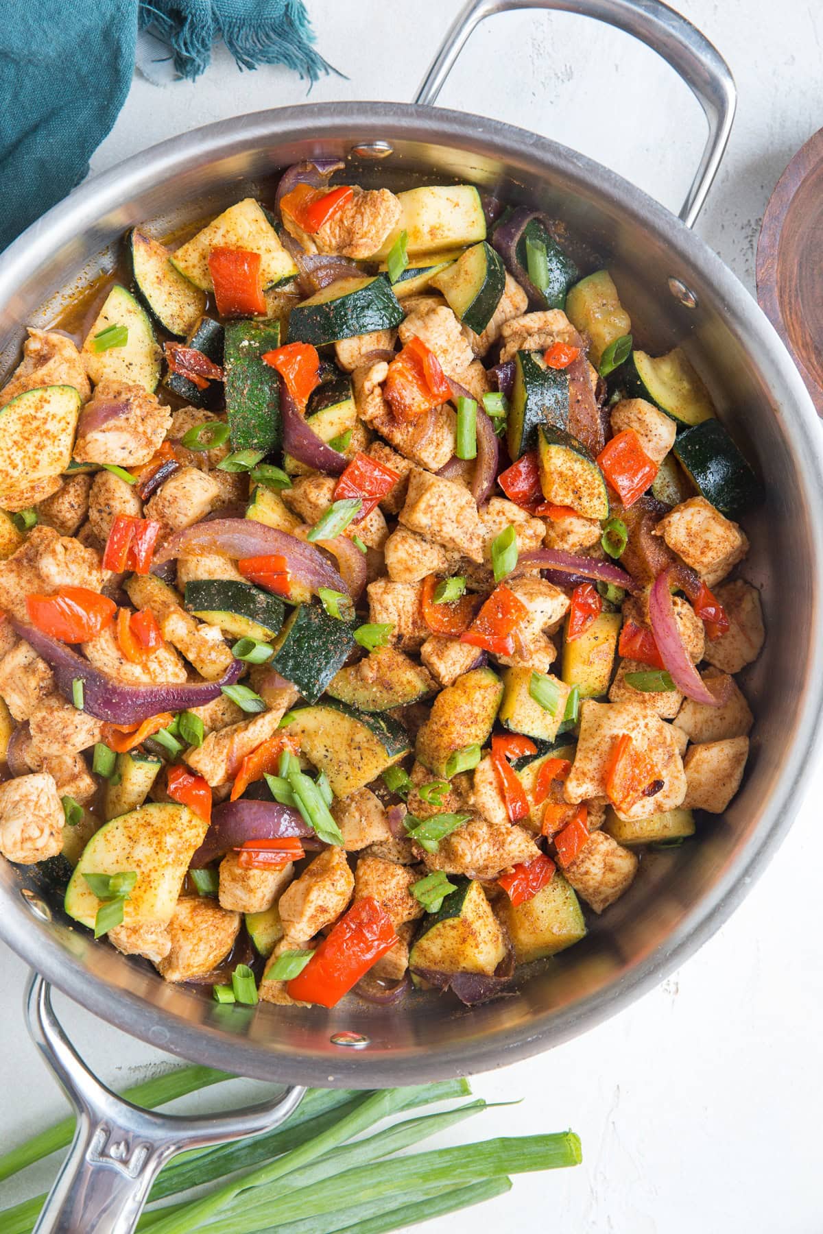30-Minute Mexican Chicken and Zucchini Skillet couldn’t be any easier to make and results in a nutritious, tasty meal! Simply toss everything in one skillet, cook, and you’re in for a lovely lunch or dinner.
